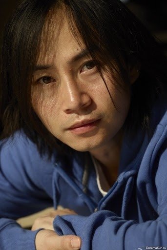 Tiger Hu's picture in the cast