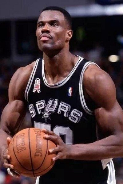 et billede af David Robinson