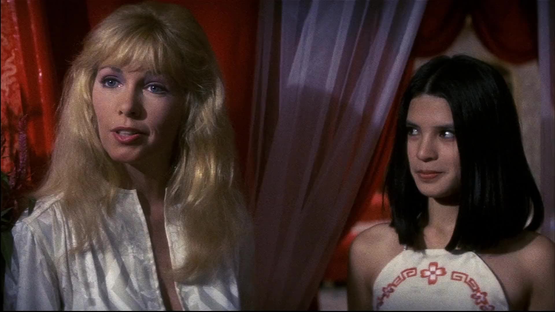 Cleopatra Jones and the Casino of Gold (1975)