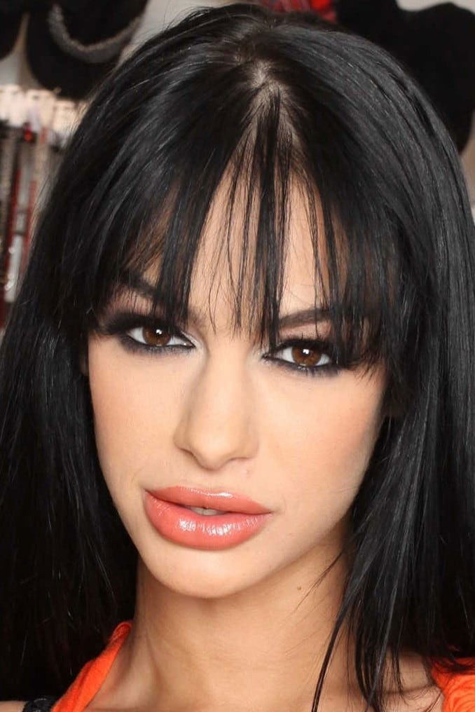 et billede af Angelina Valentine