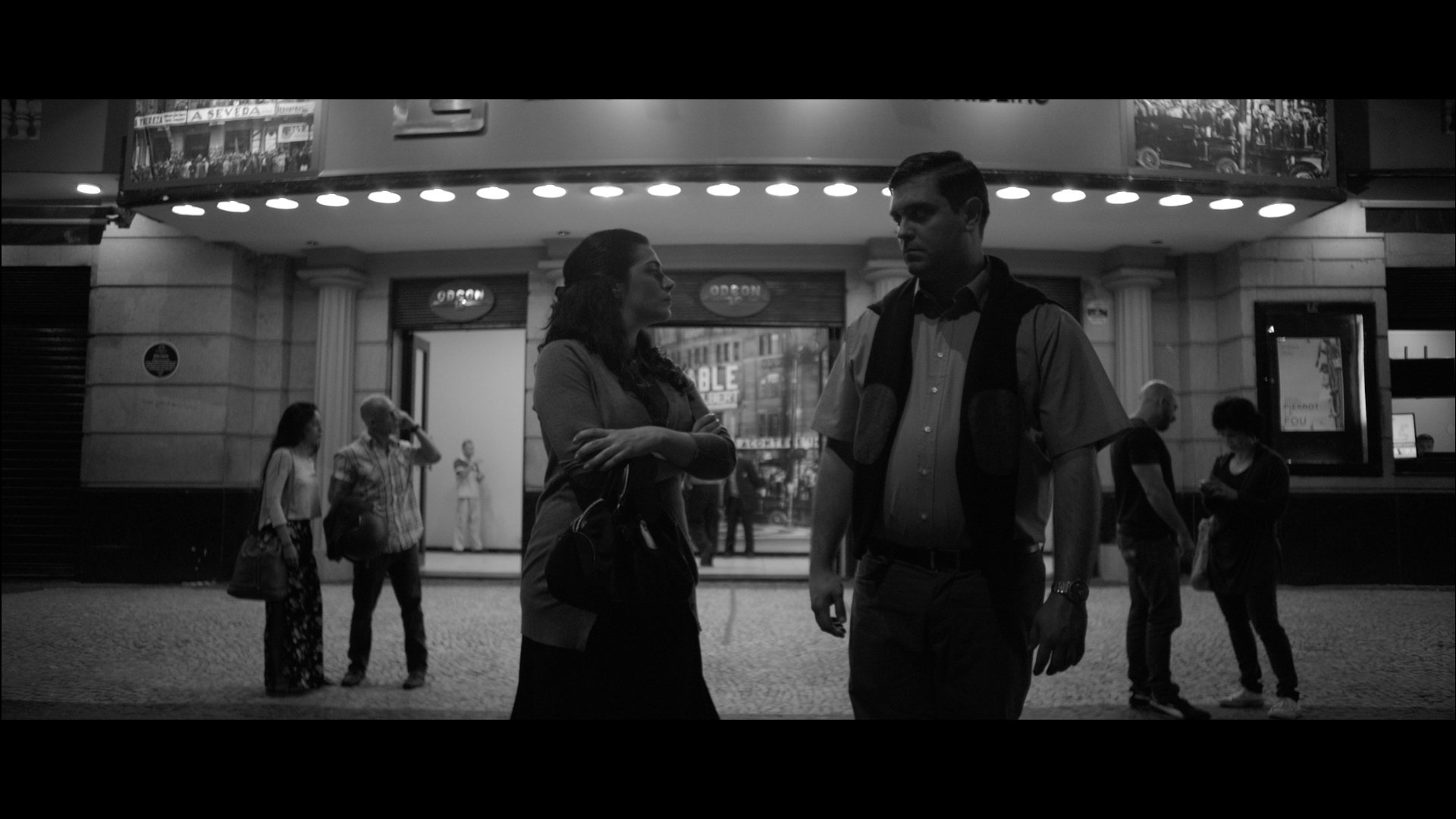 Angústia (2015)
