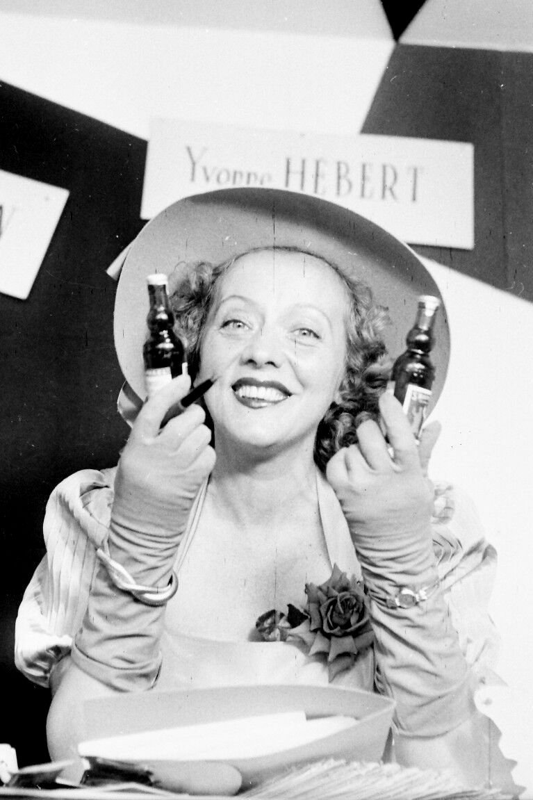 et billede af Yvonne Hébert