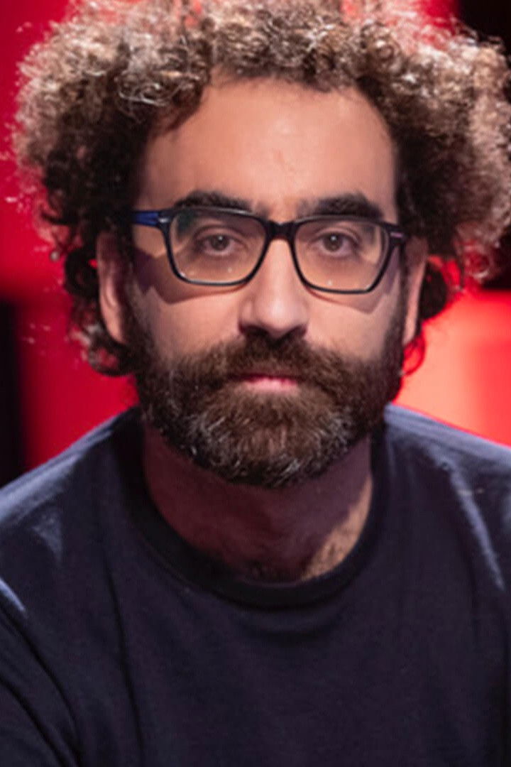 et billede af Luis E. Parés