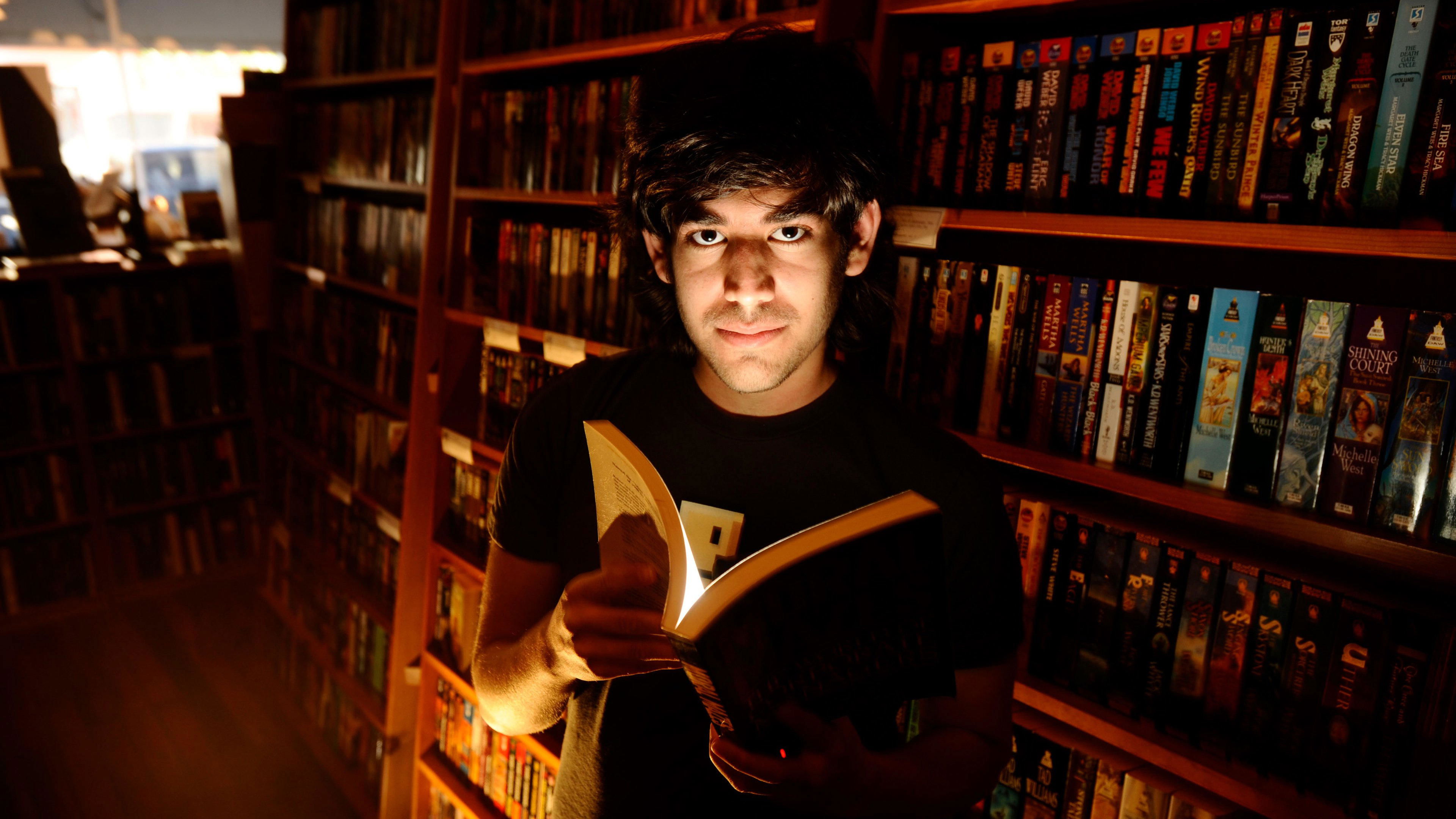 The Internet's Own Boy: The Story of Aaron Swartz (2014)