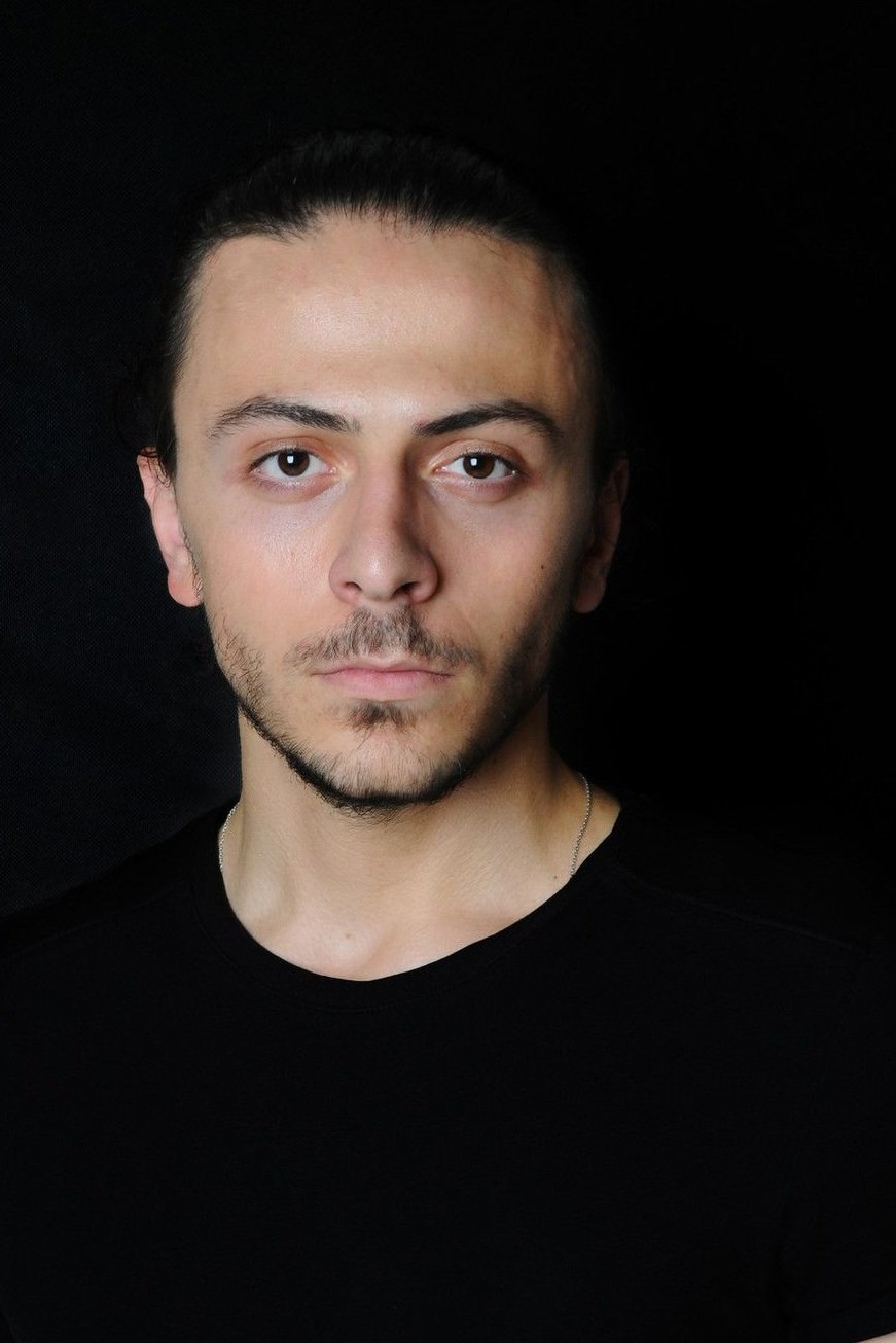 et billede af Ömer Turan