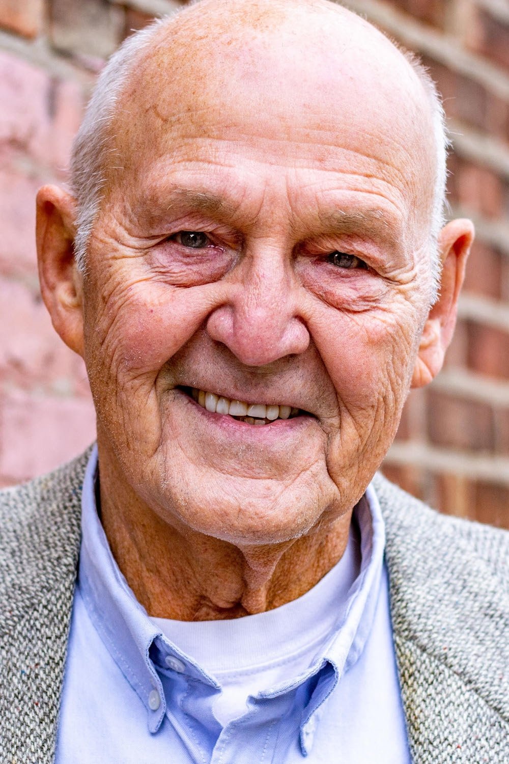 et billede af James Neely