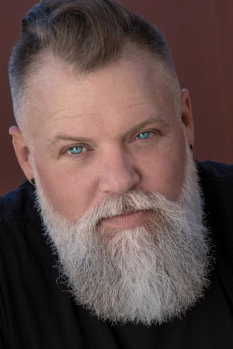 et billede af Mike DeMille