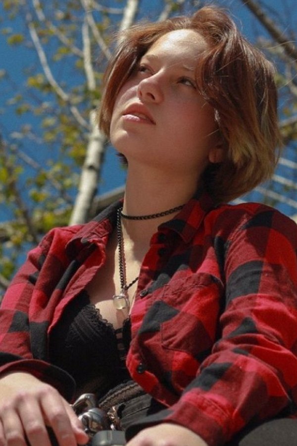 Vanessa Robles Gil Medina as Roxana Méndez