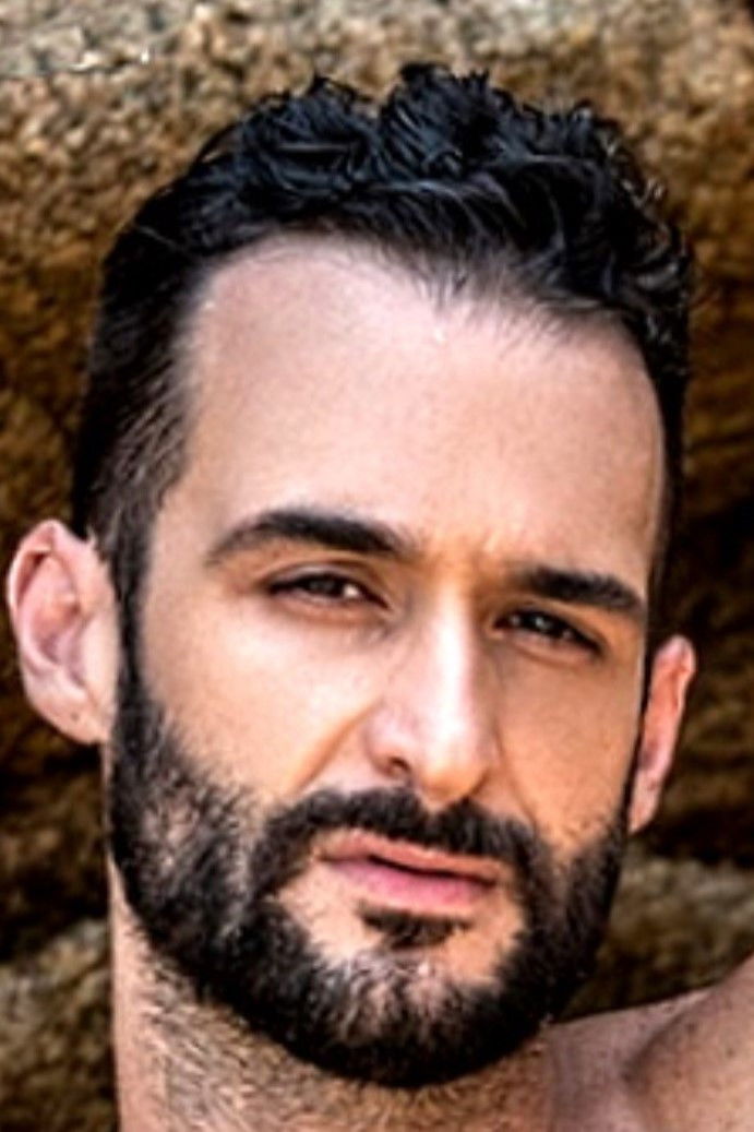 et billede af Paulo Saint