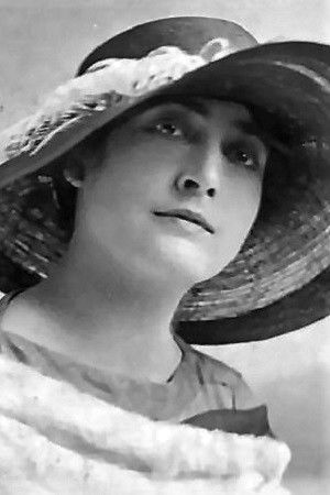 et billede af Flora Revalles