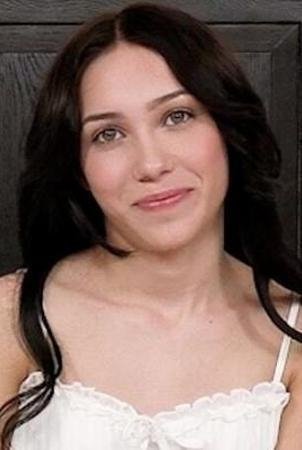 Profile image of Mia River, a notable actor/actress