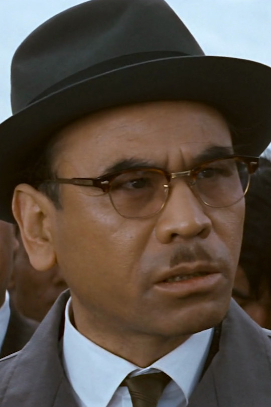 et billede af Kenzō Tabu