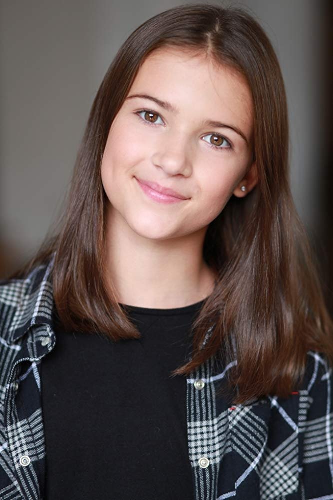 et billede af Satine Scarlett Montaz