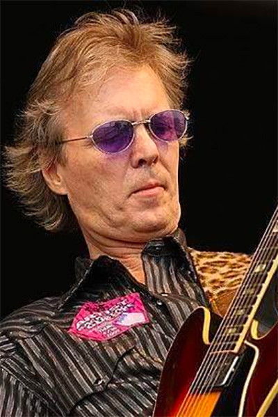 et billede af Kenny Bill Stinson