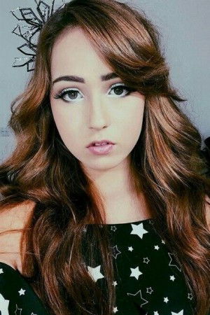 et billede af Mharessa Fernanda