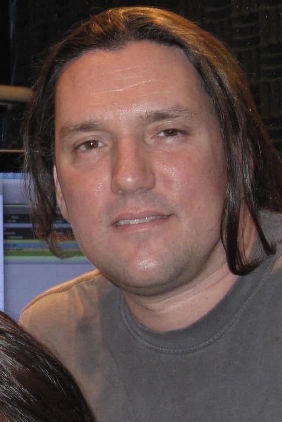 et billede af Bruce Howell