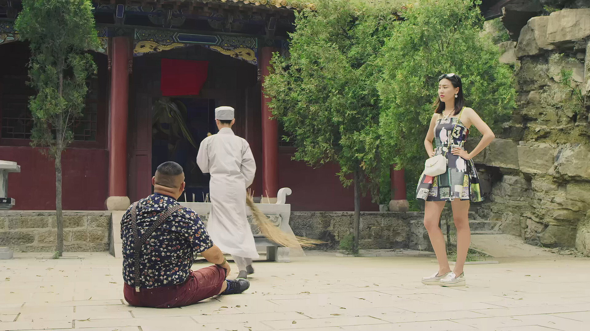 萌姑也疯狂 Backdrop Blur