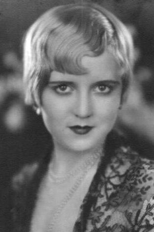 et billede af Ruth Taylor