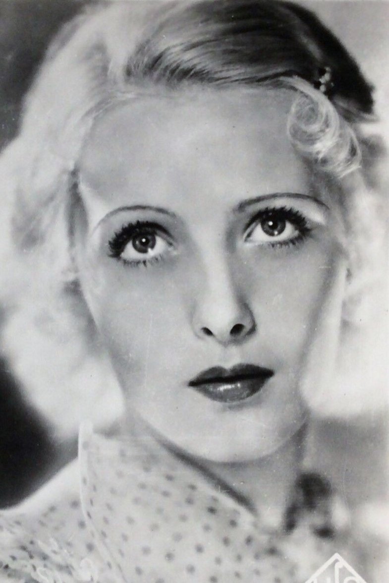 et billede af Madeleine Ozeray