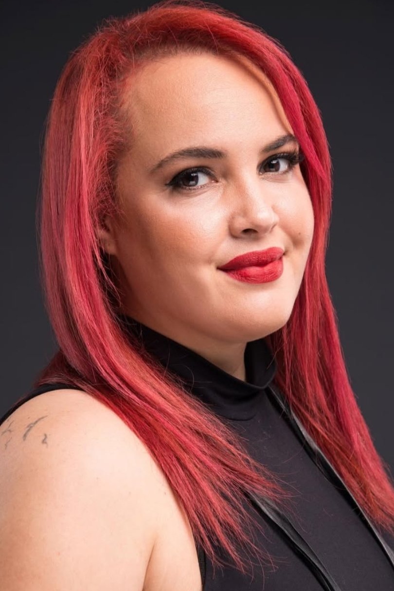 et billede af Deniz Gök