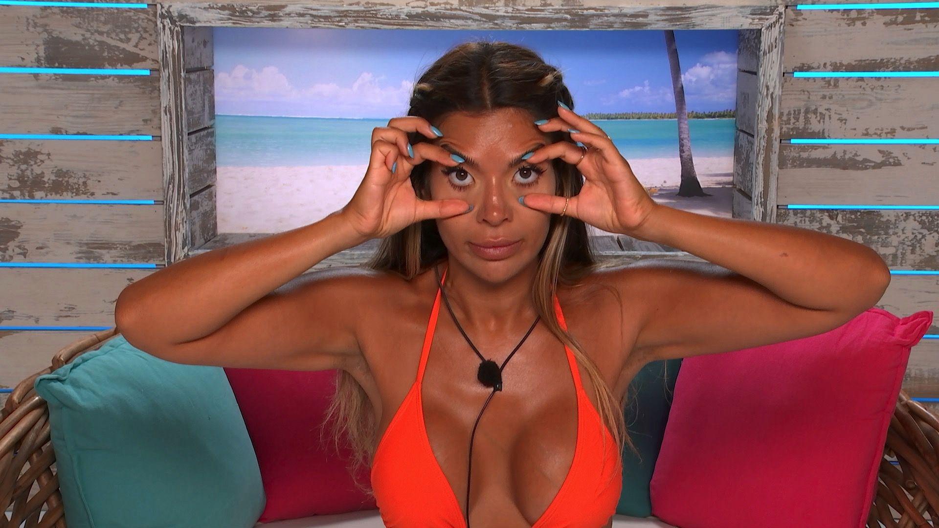 Love Island Season 8 :Episode 48  Unseen Bits 7