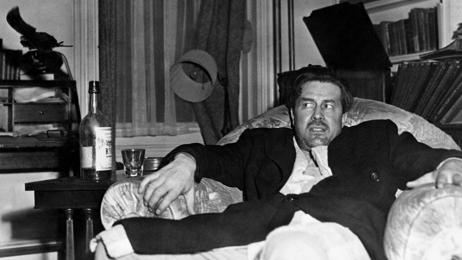 The Lost Weekend (1945)