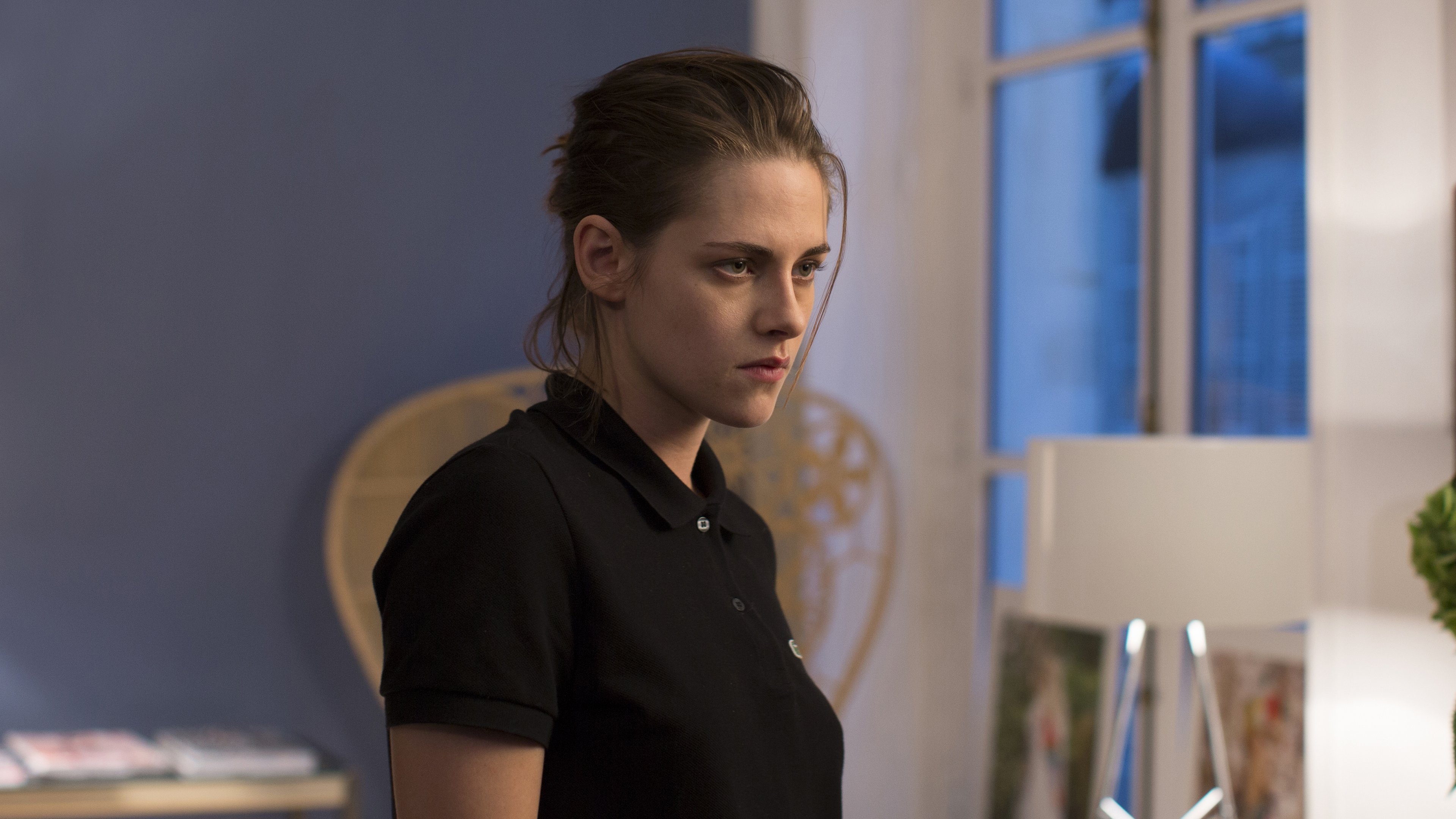 Personal Shopper (2016)