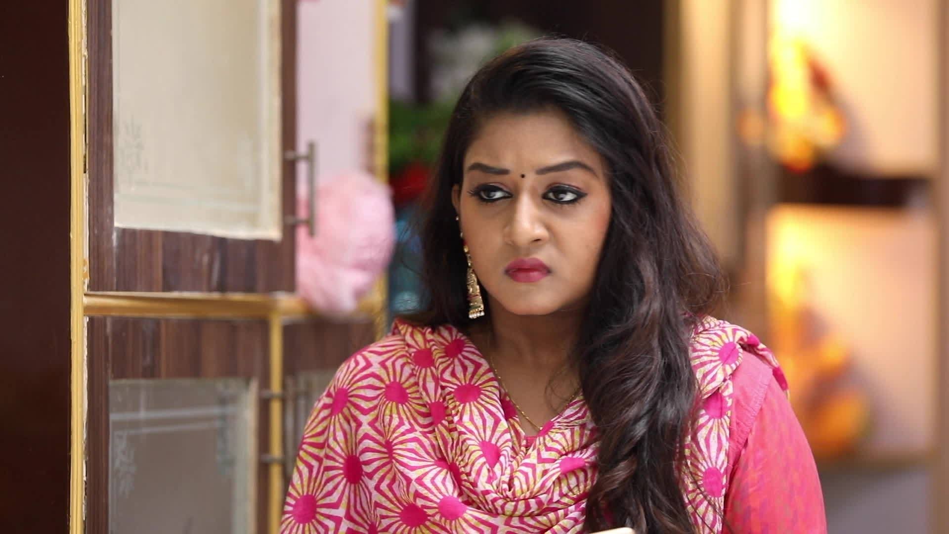 Thumbnail for Malar to Hack Varsha's Phone Season 1 Episode 243