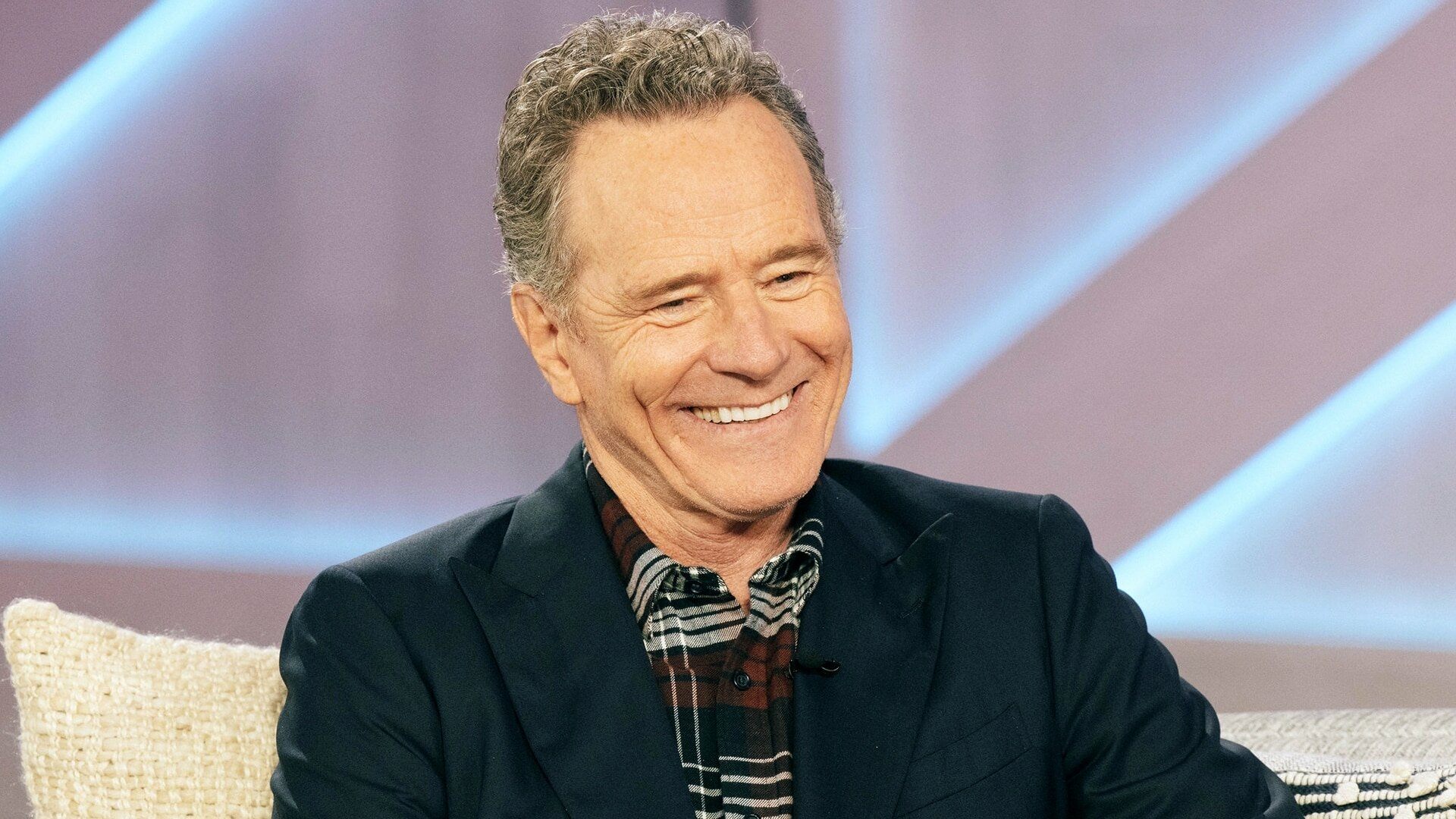 The Kelly Clarkson Show Season 4 :Episode 82  Bryan Cranston, Rita Wilson