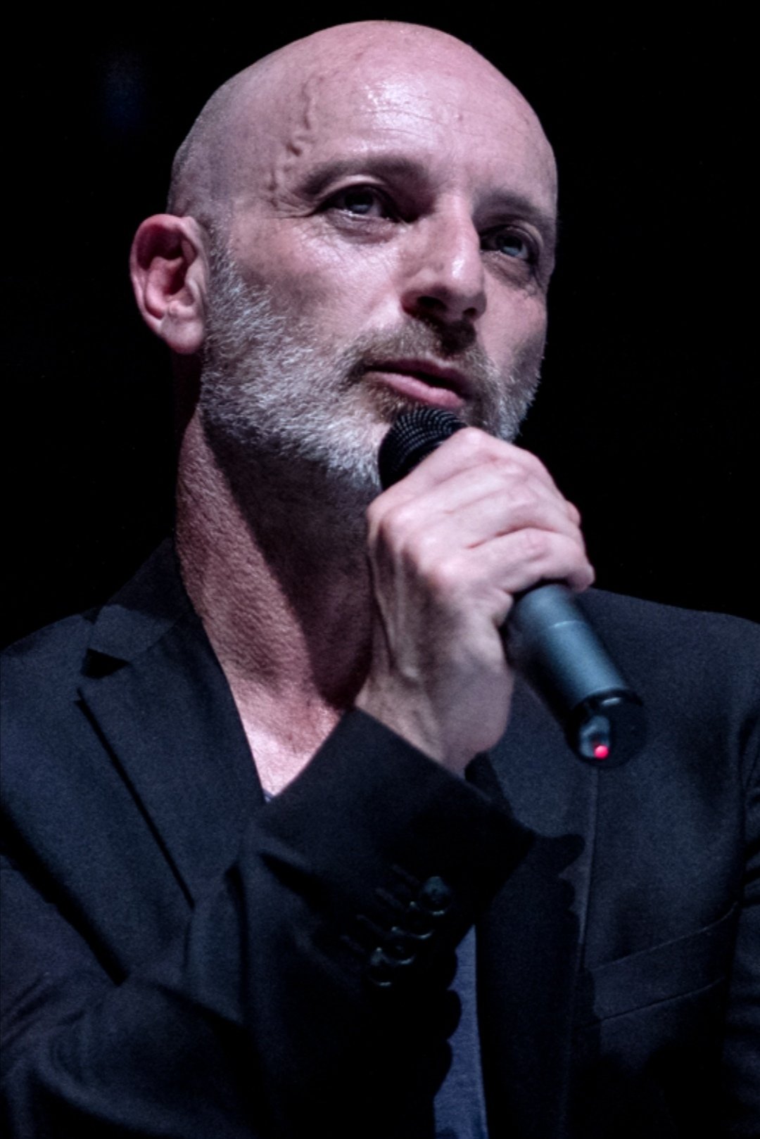 et billede af Roberto Latini