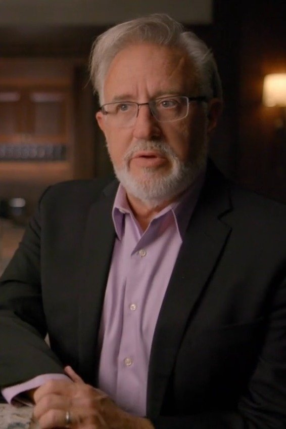 et billede af Joseph Scott Morgan