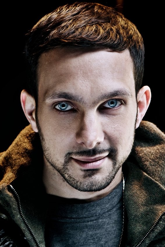 Steven Frayne's picture in the cast
