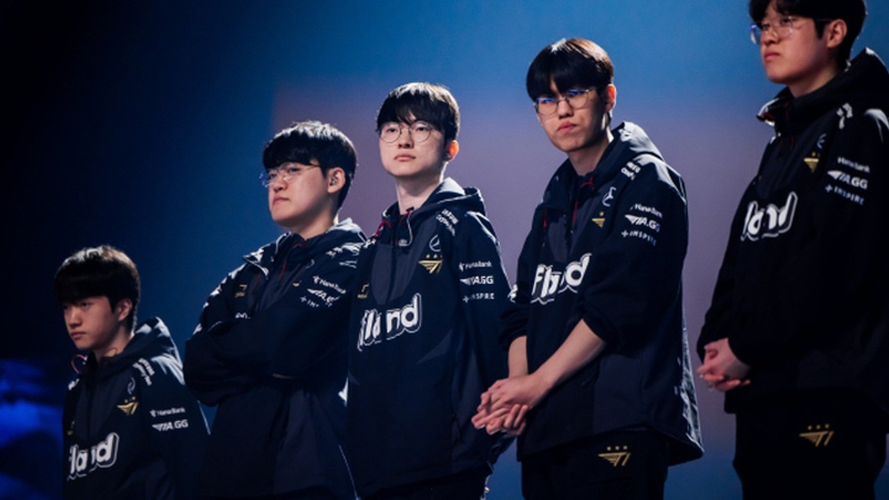 T1 Rose Together