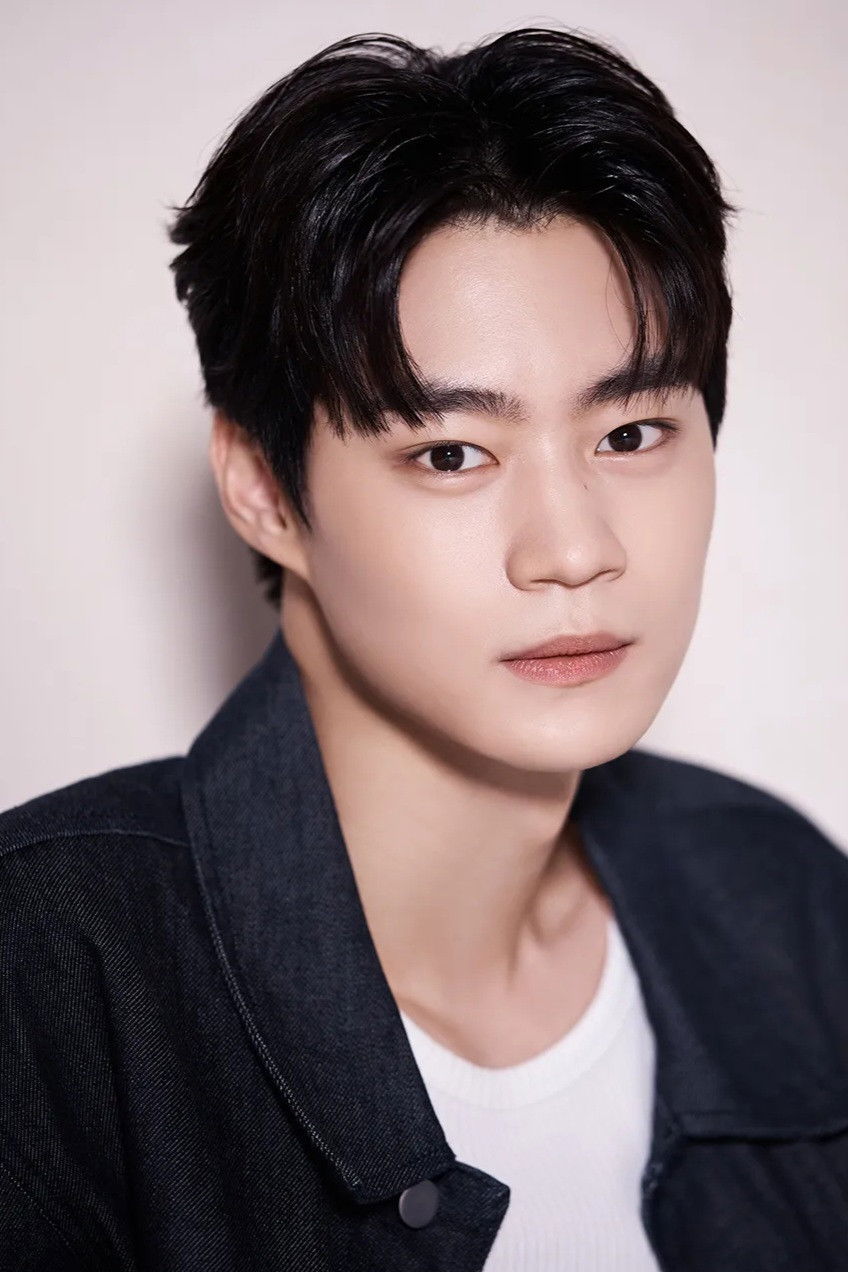 et billede af Hyun Woo-seok