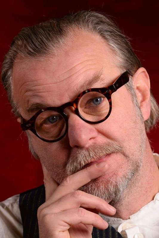 et billede af Constantin Pușcașu