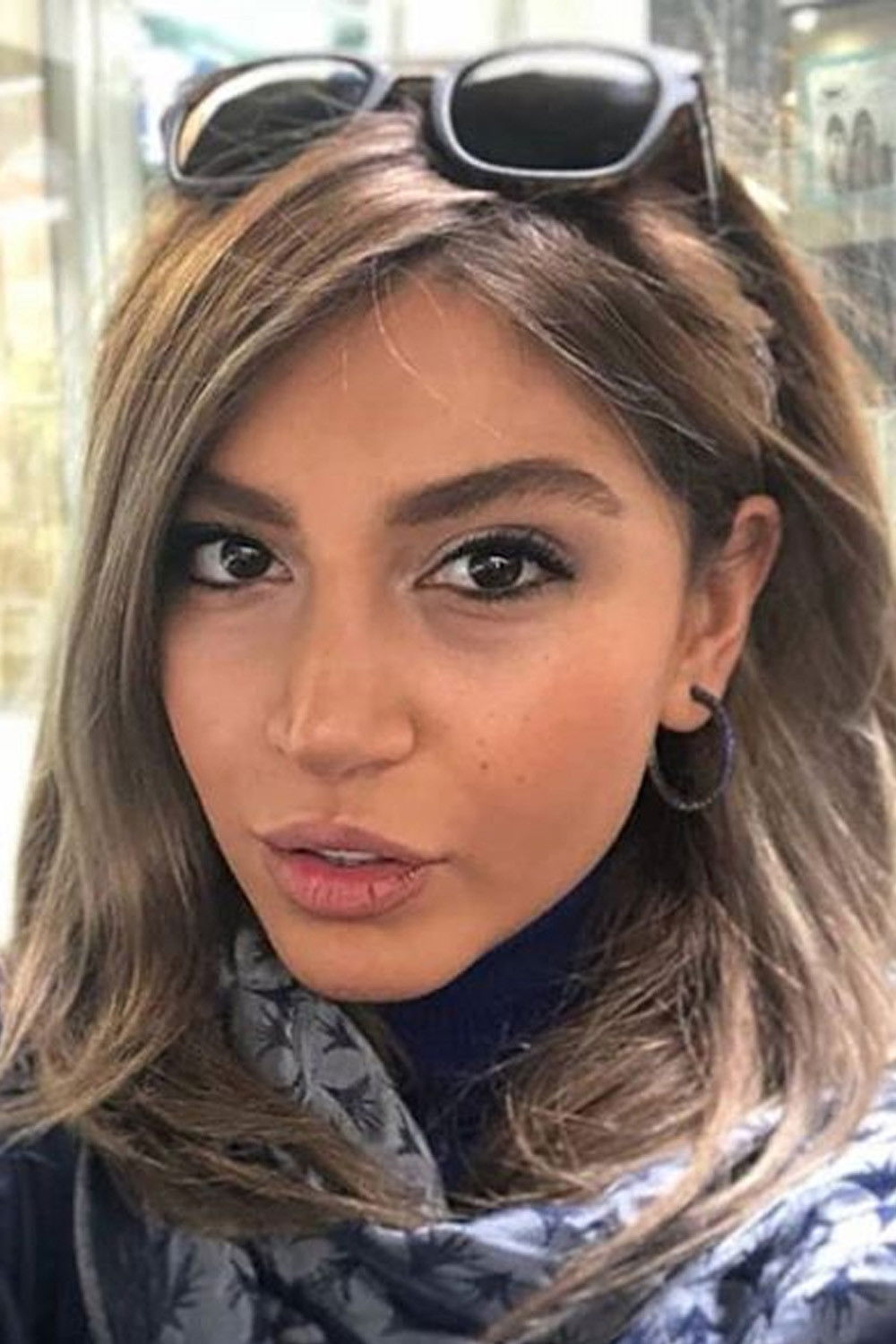 et billede af Negah Khaghani