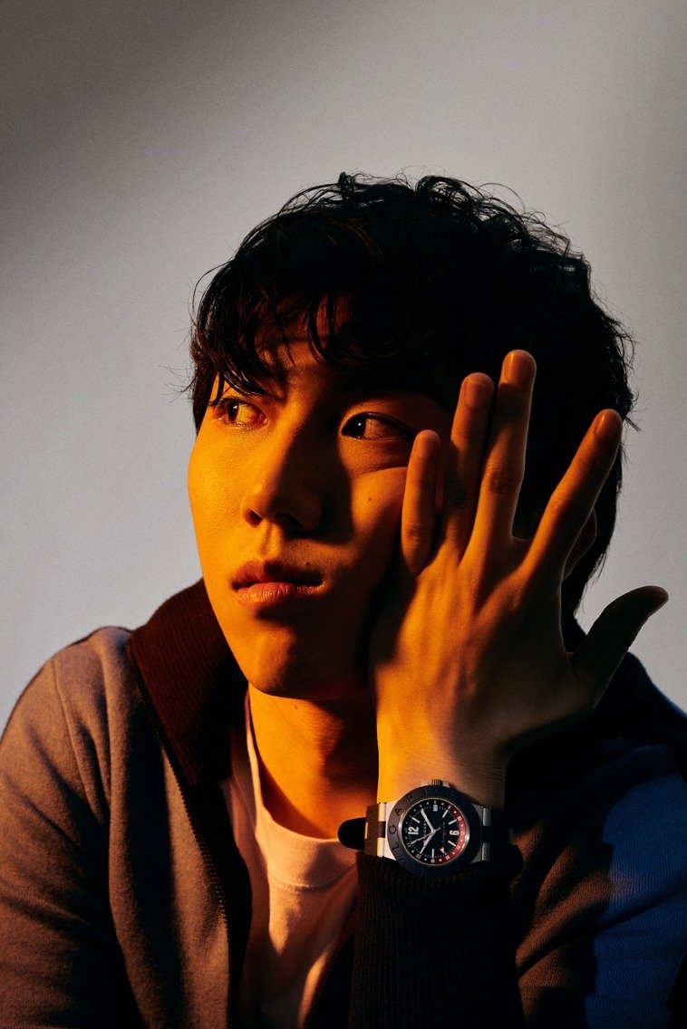 Henick Chou's picture in the cast
