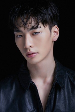 et billede af Lee Woo-tae