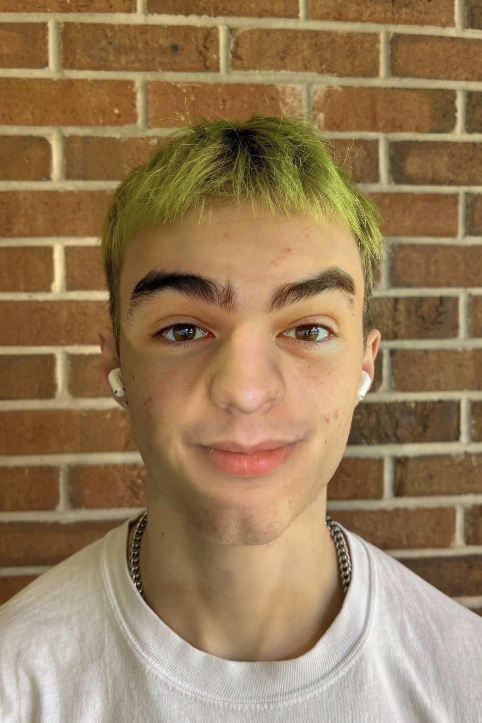 Profile Clarence Computascreen with character Room Tone