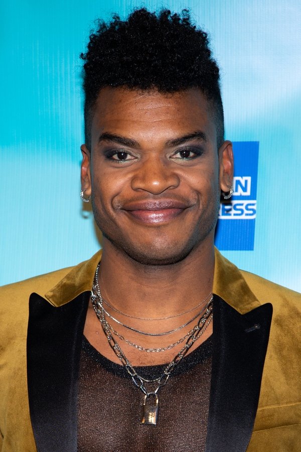 et billede af Max Kumangai