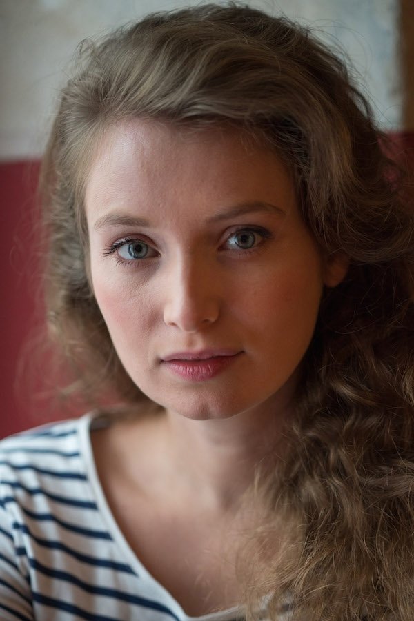 Constanze Wächter as Simone Gehel, Kriemhild, die Jüngere