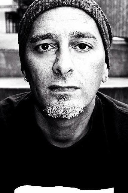 et billede af Serdar Thenk Yildiz