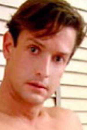 et billede af Sebastian Court