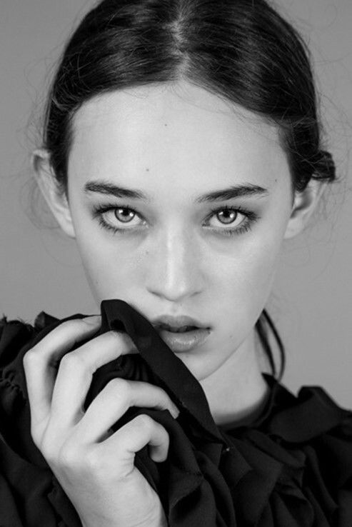 et billede af Elizabeth Davison