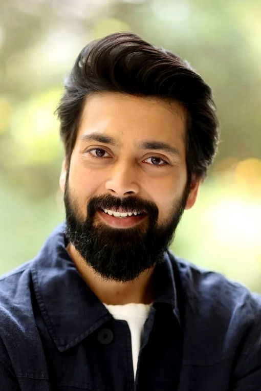 et billede af Indhra Ram