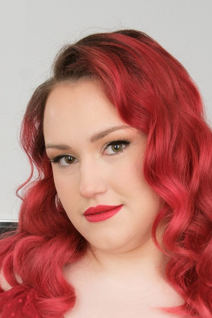 Profile image of Lily Raine, a notable actor/actress