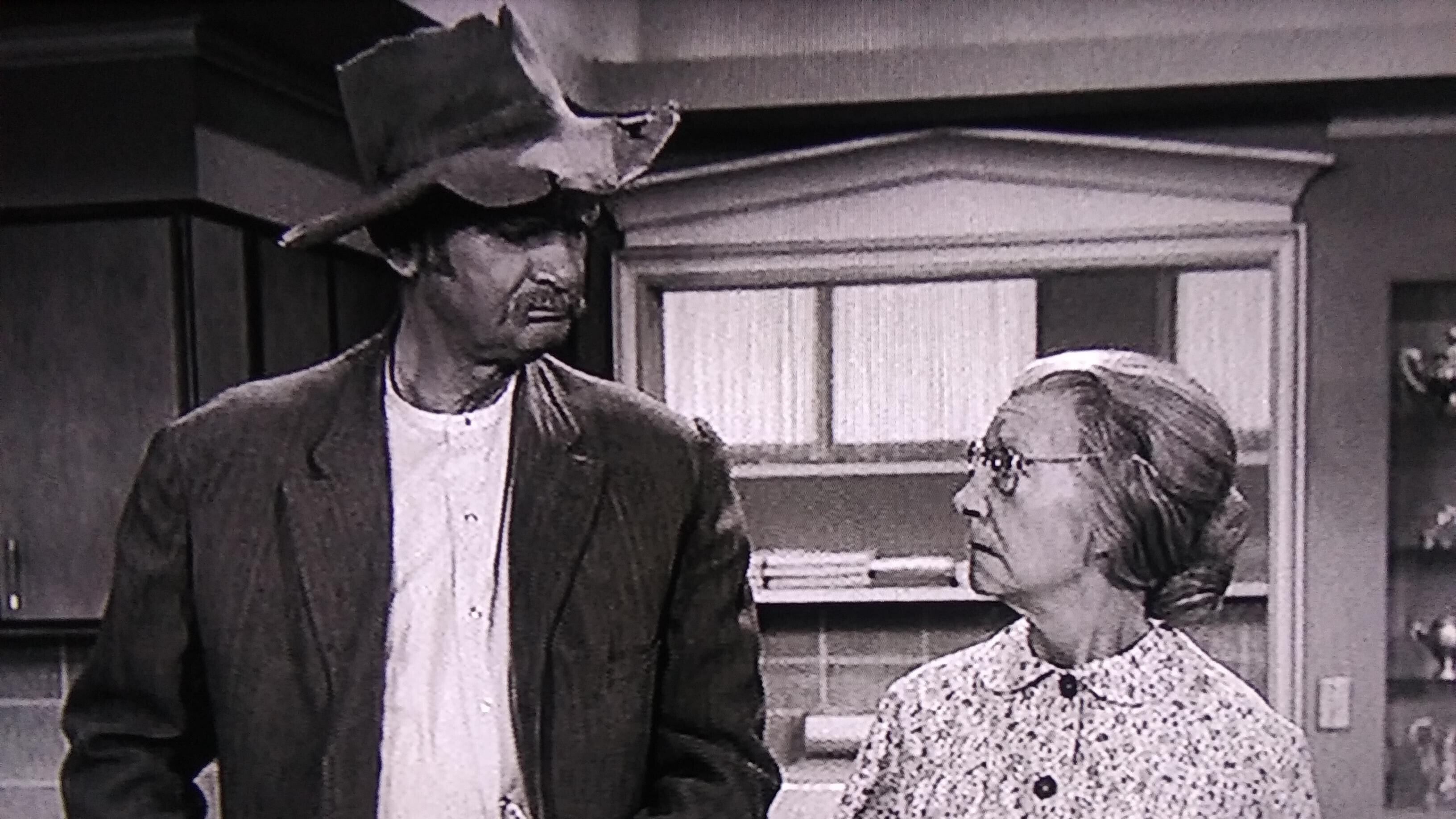 The Beverly Hillbillies Season 2 :Episode 18  Lafe Lingers On