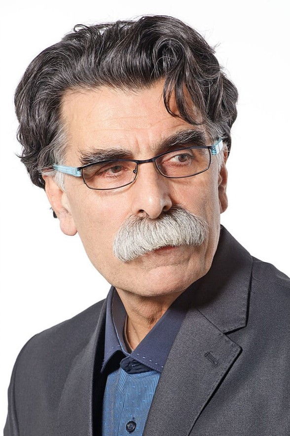 et billede af Kader Abdolah