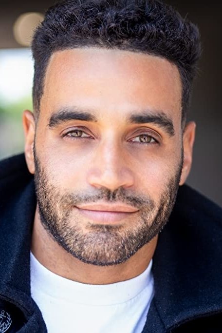 et billede af Avi Bernard