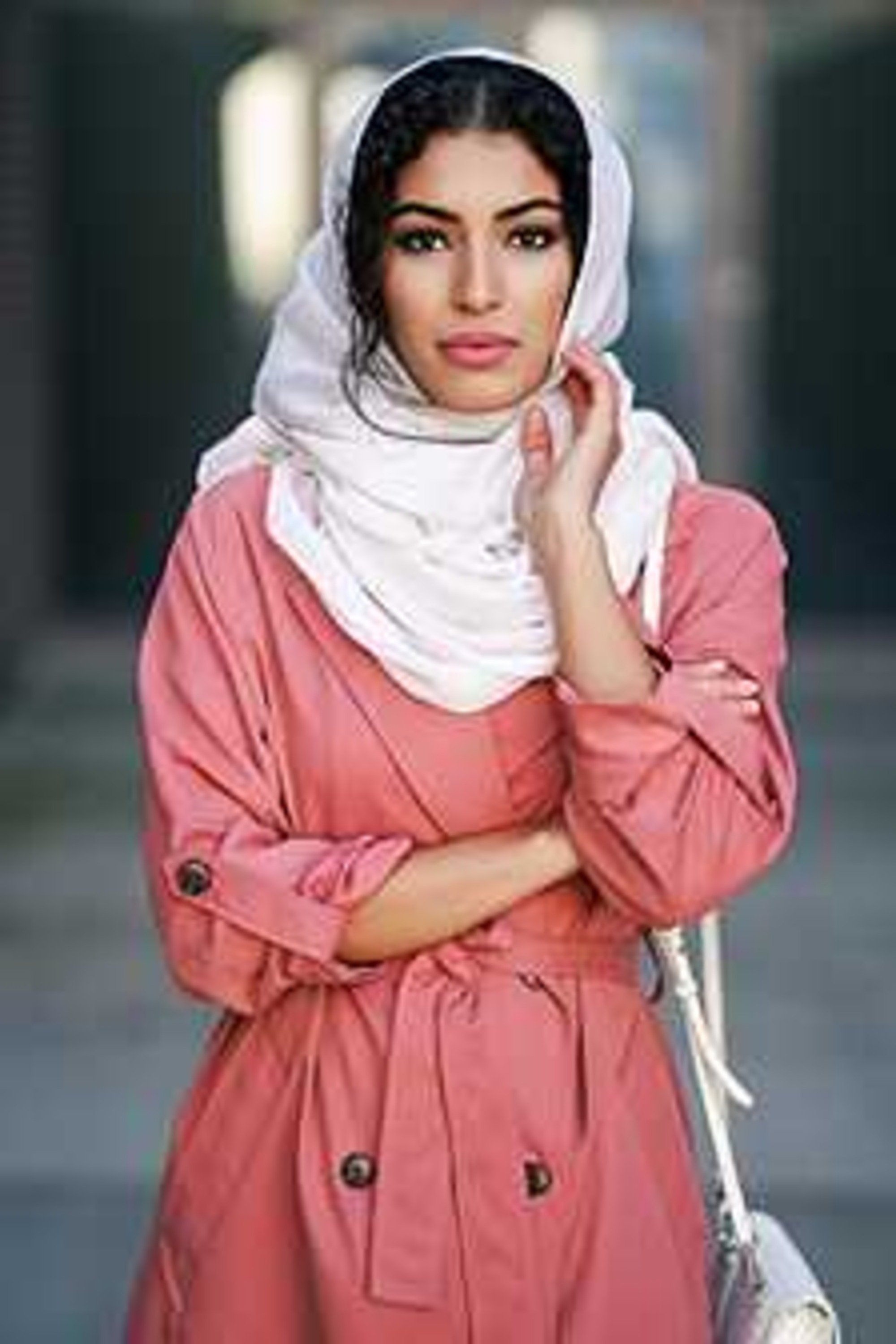 رباب العزراني